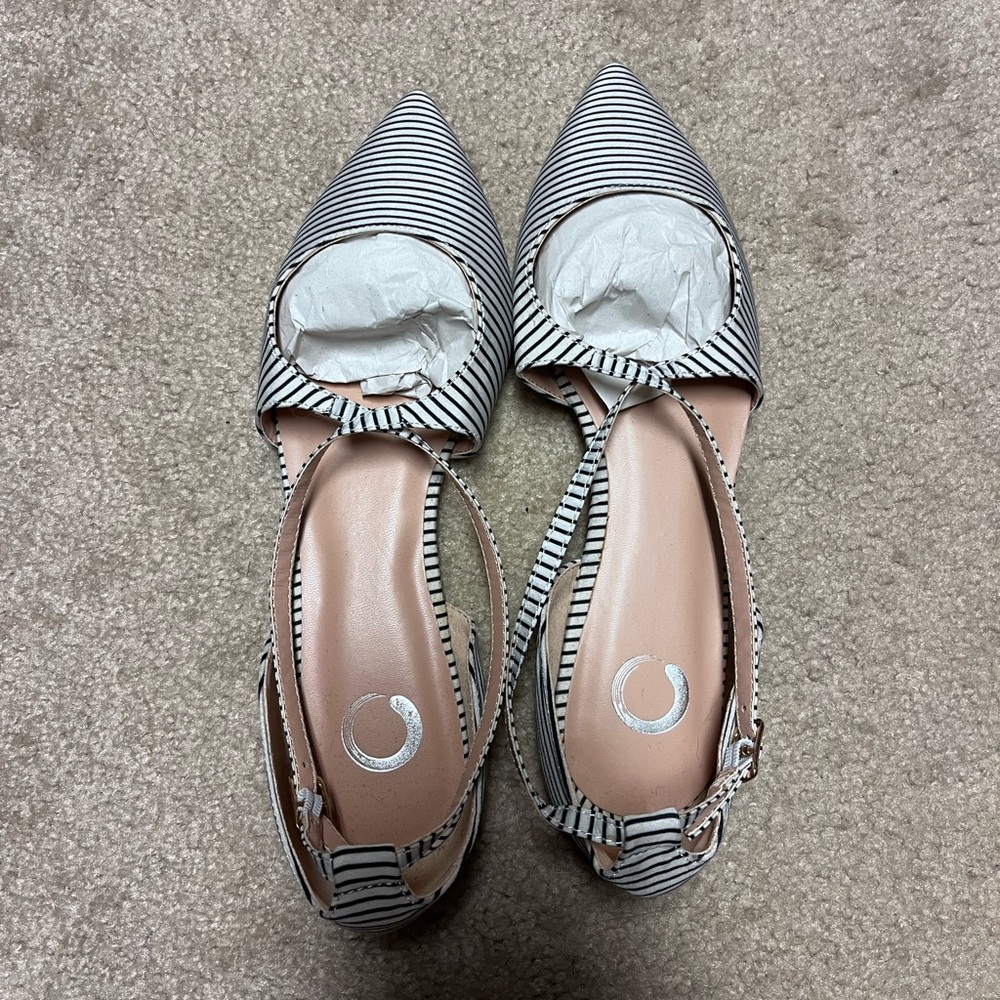 Never worn white/black stripe flats